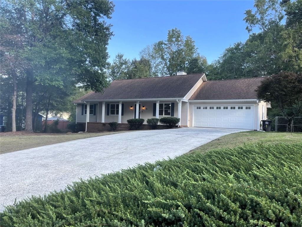 31 WILLIAMSBURG Drive NW