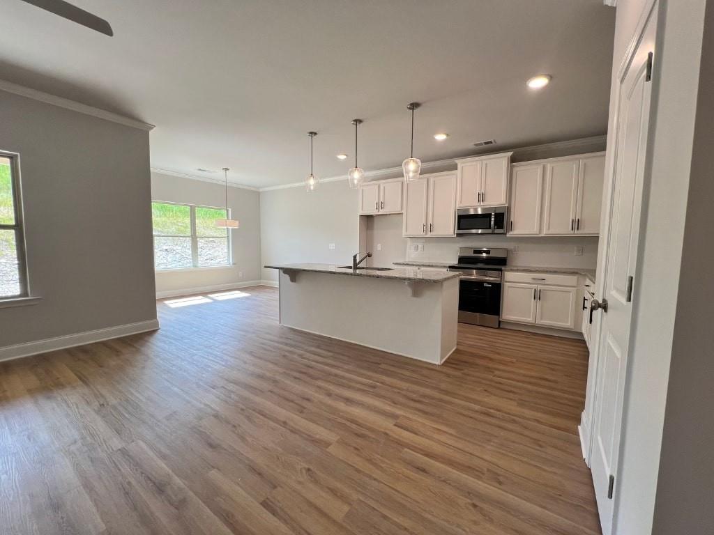 167 Greenview Court