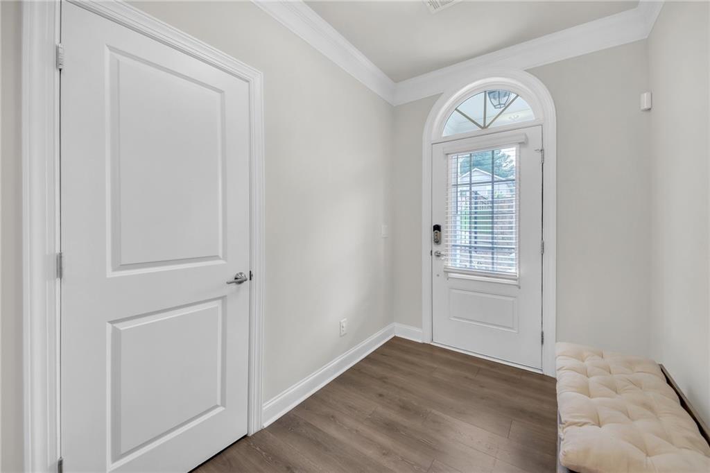 2530 Clairebrooke Bend