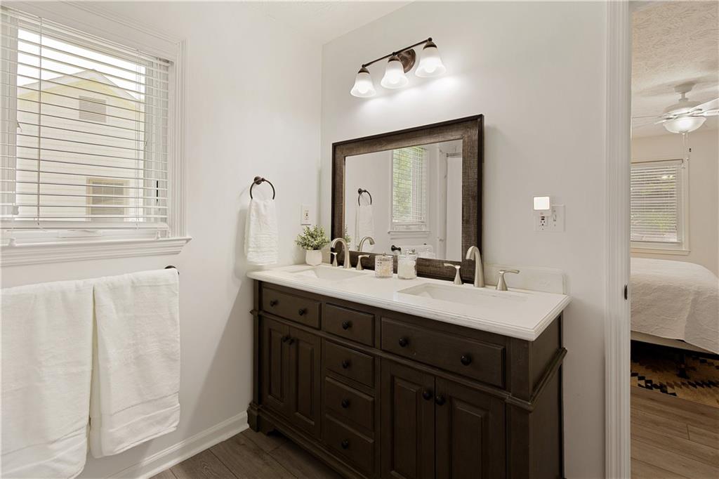 340 Monivea Lane, Roswell, Georgia image 24