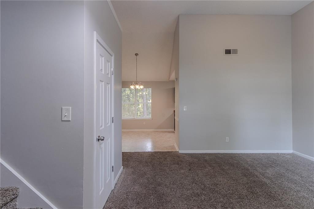 2319 Rambling Way, Lithonia, Georgia image 9