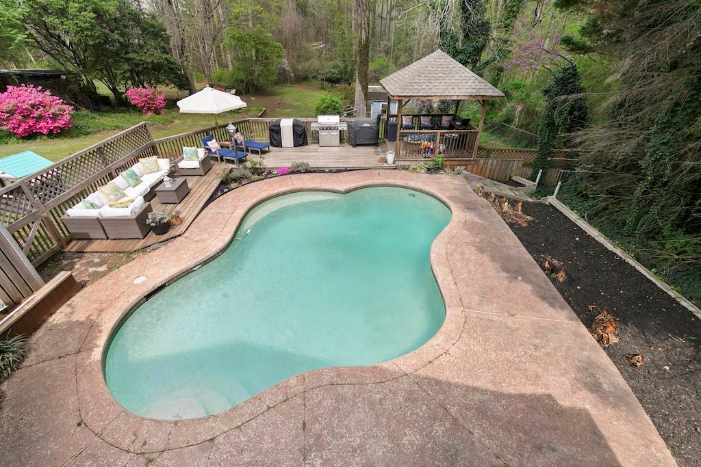 1068 Gwens Trail, Lilburn, Georgia image 33