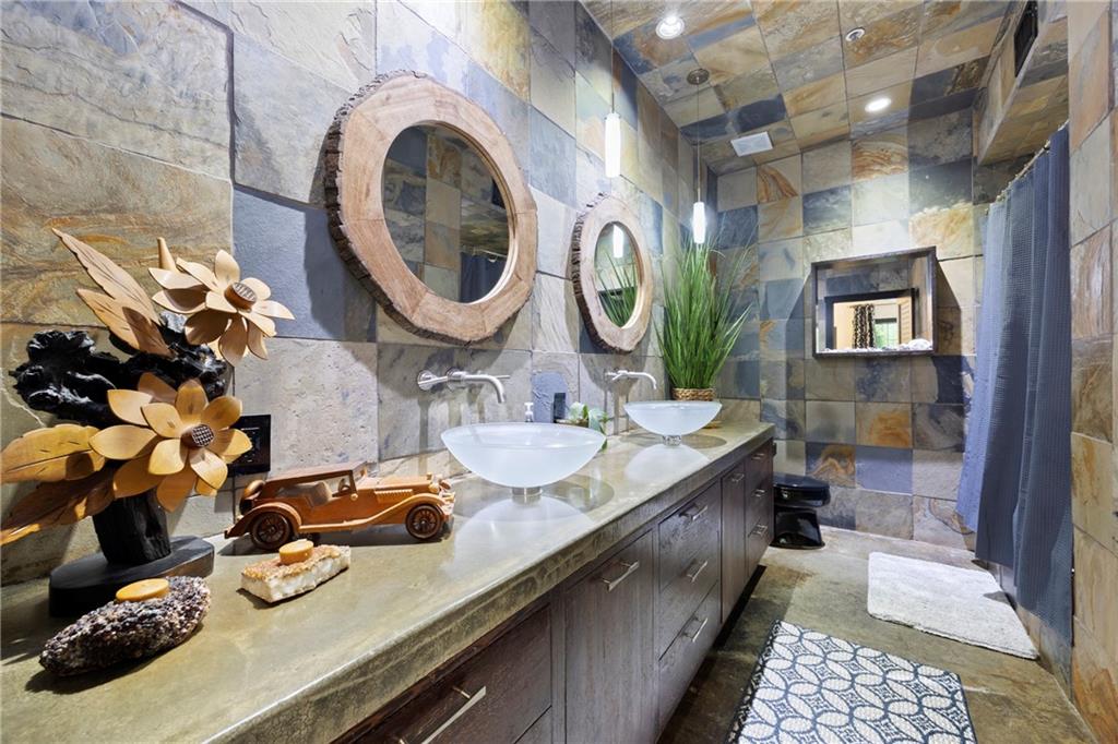 1250 Parkwood Circle #3001, Atlanta, Georgia image 12