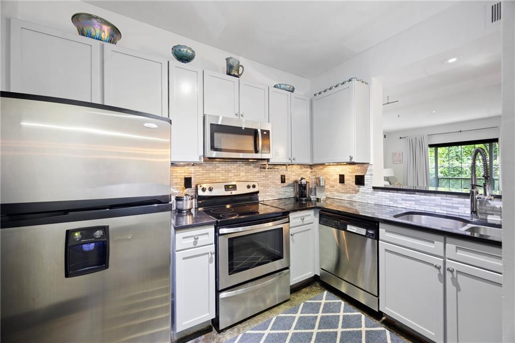1250 Parkwood Circle SE 3001