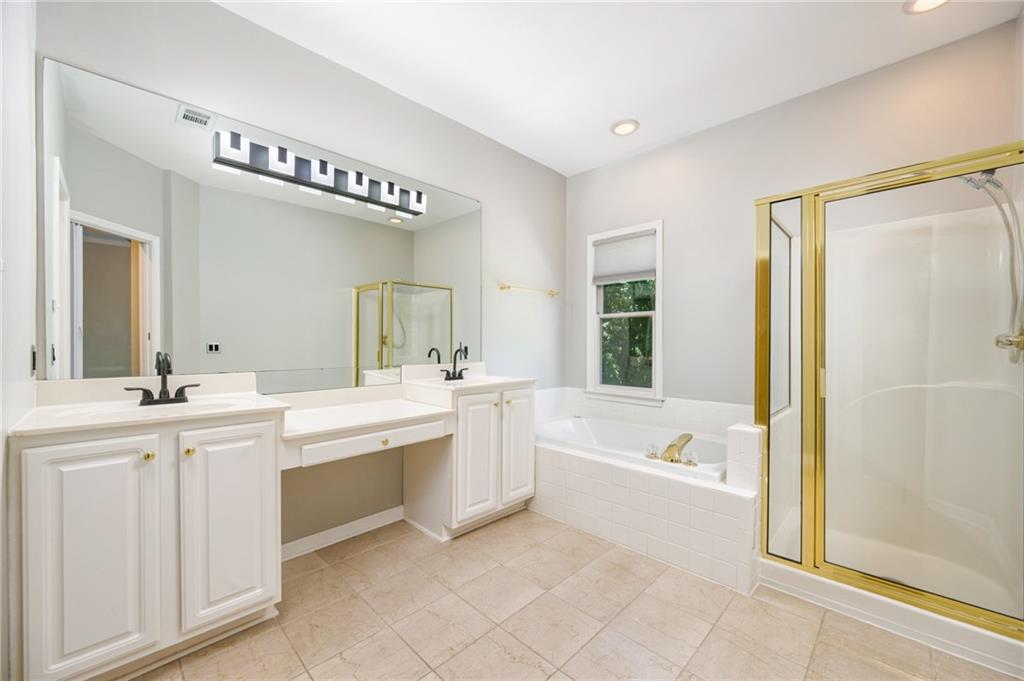 8650 Hope Mews Court, Sandy Springs, Georgia image 23