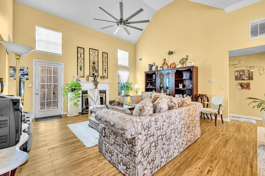 Hampton, Georgia 30228, United States, 4 Bedrooms Bedrooms, ,3 BathroomsBathrooms,Residential,Active,242535