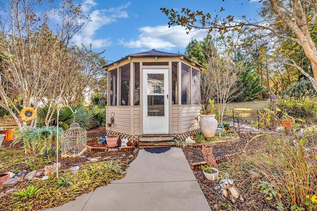 Hampton, Georgia 30228, United States, 4 Bedrooms Bedrooms, ,3 BathroomsBathrooms,Residential,Active,242535