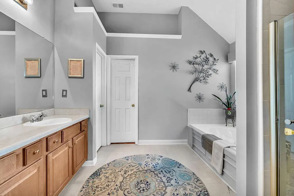 Hampton, Georgia 30228, United States, 4 Bedrooms Bedrooms, ,3 BathroomsBathrooms,Residential,Active,242535