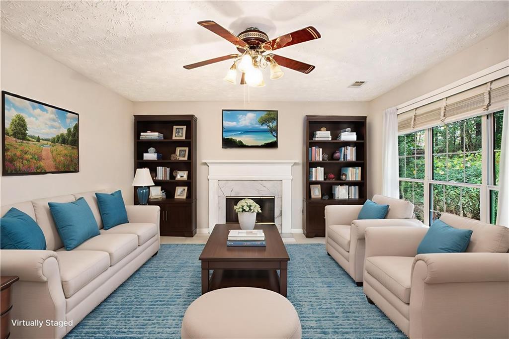 2932 Hunting Wood Walk