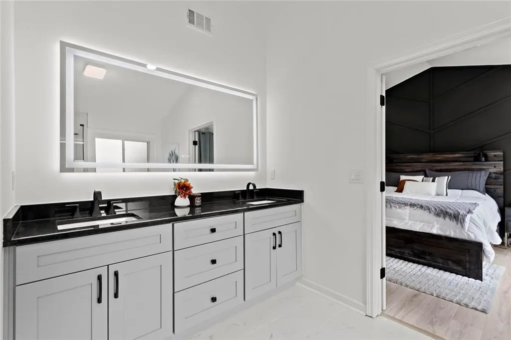 Cumming, Georgia 30041, United States, 3 Bedrooms Bedrooms, ,2 BathroomsBathrooms,Residential,Coming Soon,231951