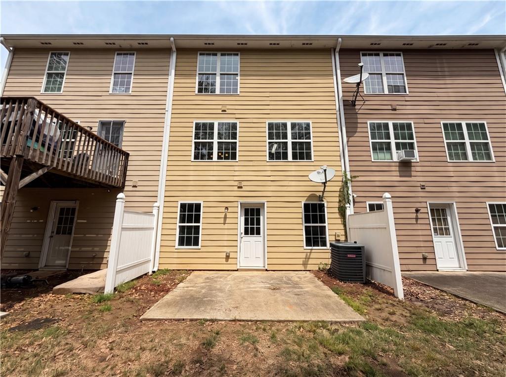 6369 Redan Square