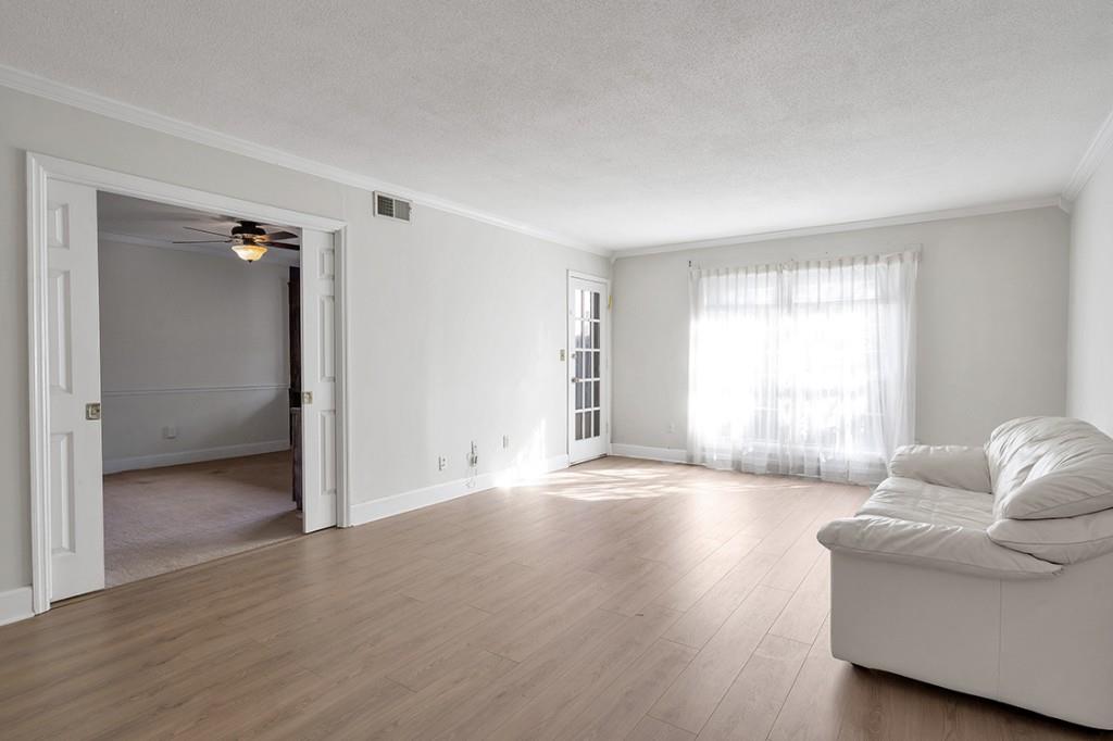 6851 Roswell Road D14