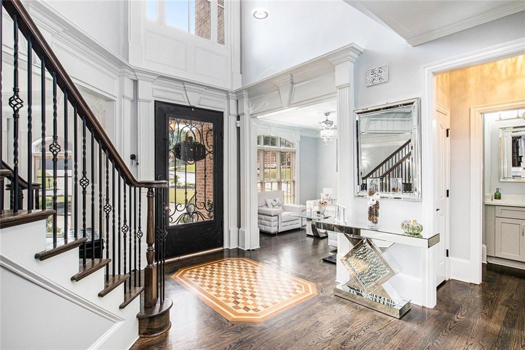 3123 Walkers Falls Way