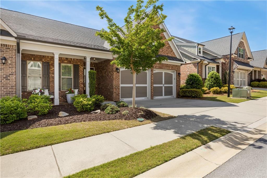 5850 Overlook Ridge