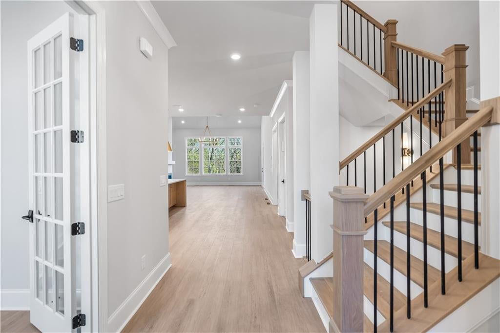 5581 Broad River View