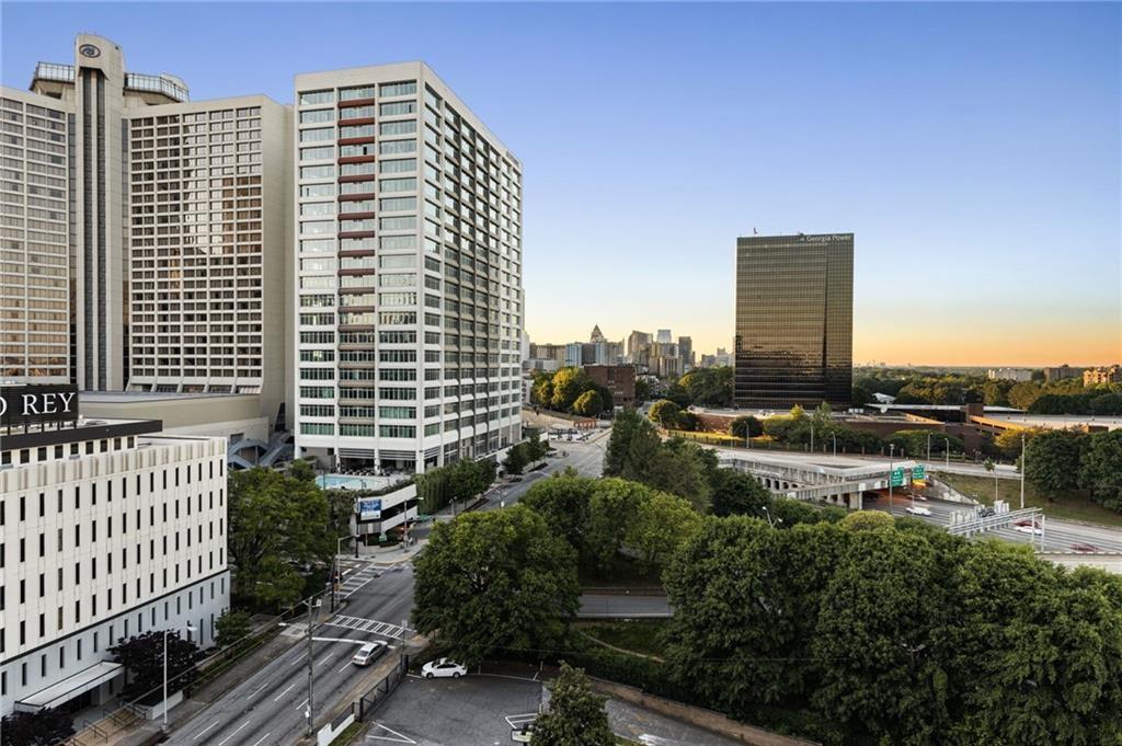 215 Piedmont Avenue NE 1001