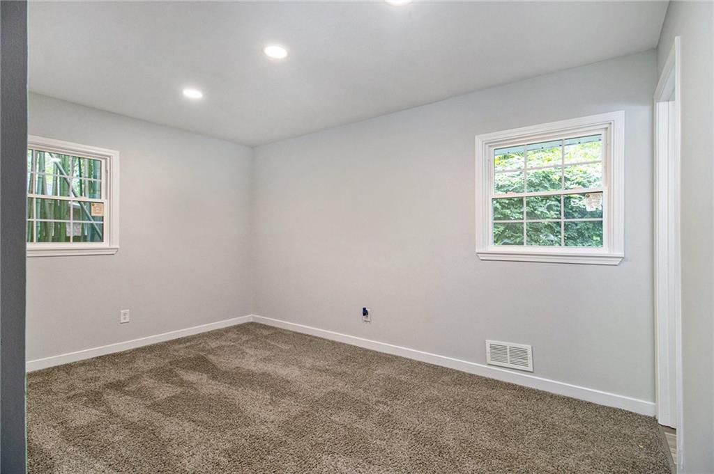 Hollydale - Residential