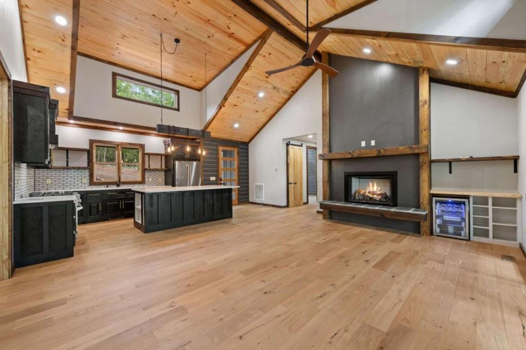 267 Indian Trail