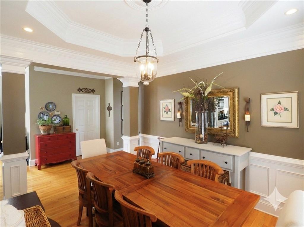 2607 Camille Drive NE