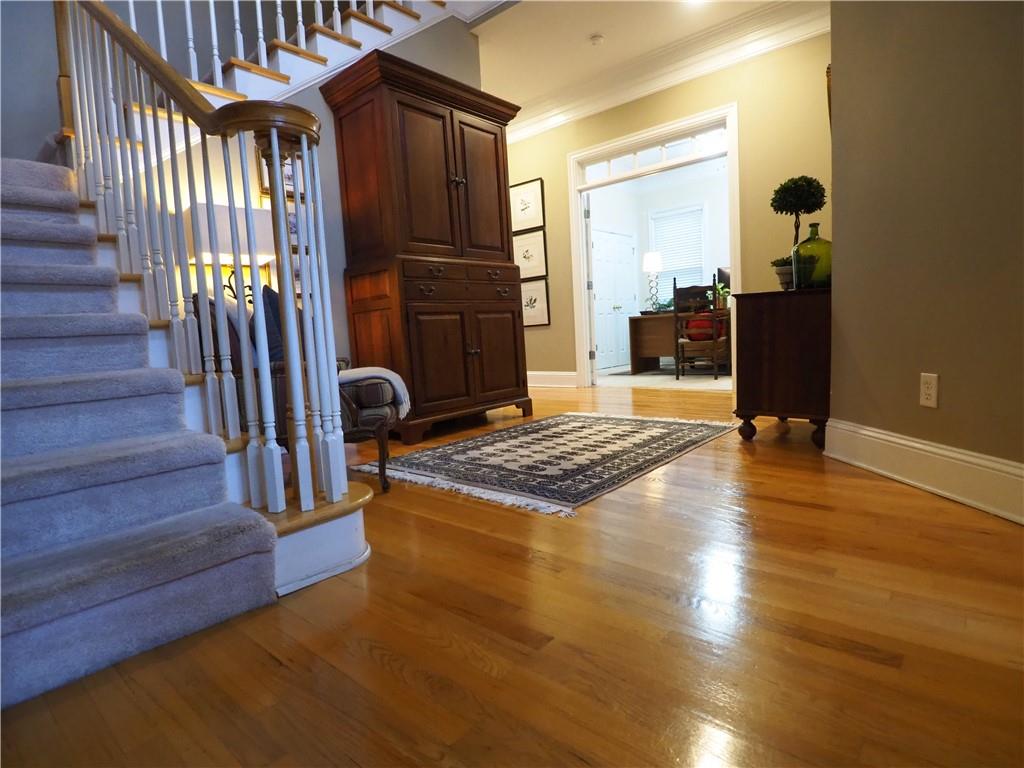 2607 Camille Drive NE