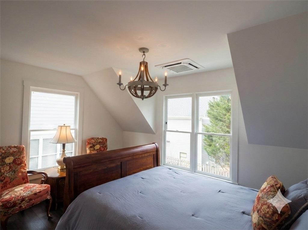 2607 Camille Drive NE