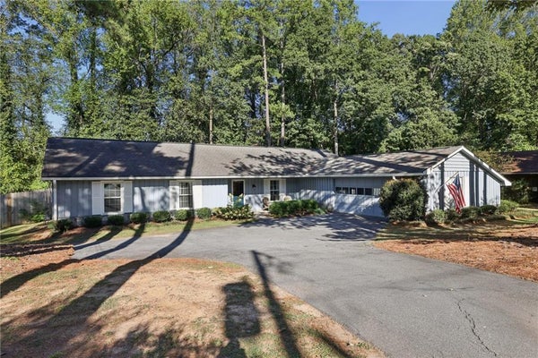 2862 DUNNINGTON CIR, ATLANTA, GA 30341 - Image 636f1801d0c00a475662fdadfb793e2c/3833182686