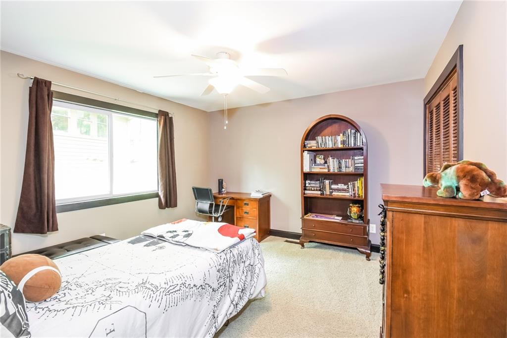 3985 Loch Highland Pass, Roswell, Georgia image 38