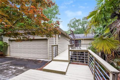 Photo of 3985 Loch Highland Pass NE, Roswell, GA 30075 (MLS # 7590173)