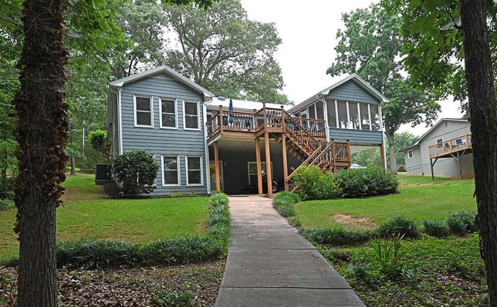 280 LAKE CLUB Circle