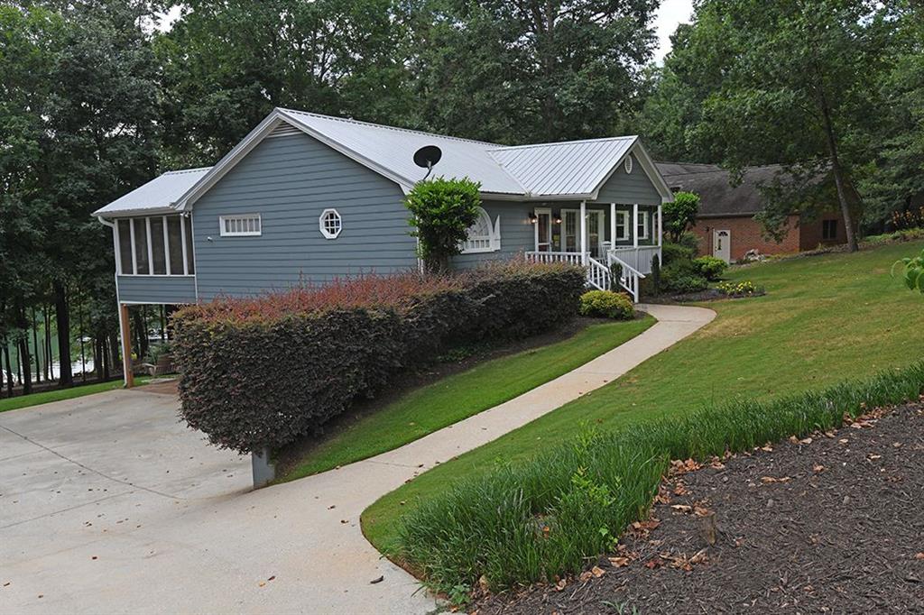 280 LAKE CLUB Circle