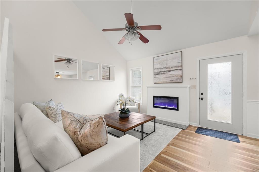 1609 Homestead Trail