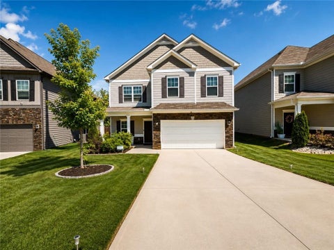 Homes For Rent - 2308 Hastings Manor Lane<br/> Hampton, GA 30228
