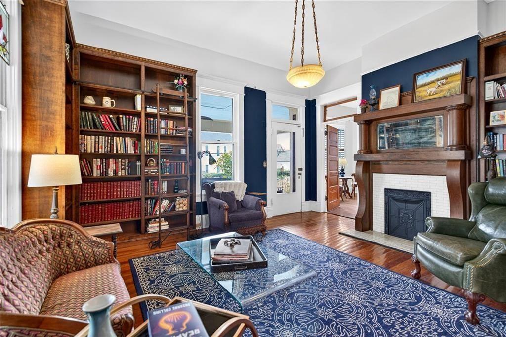 383 Church Street NE