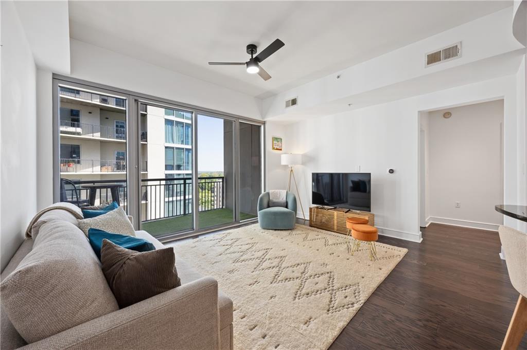 222 12th Street NE 1801