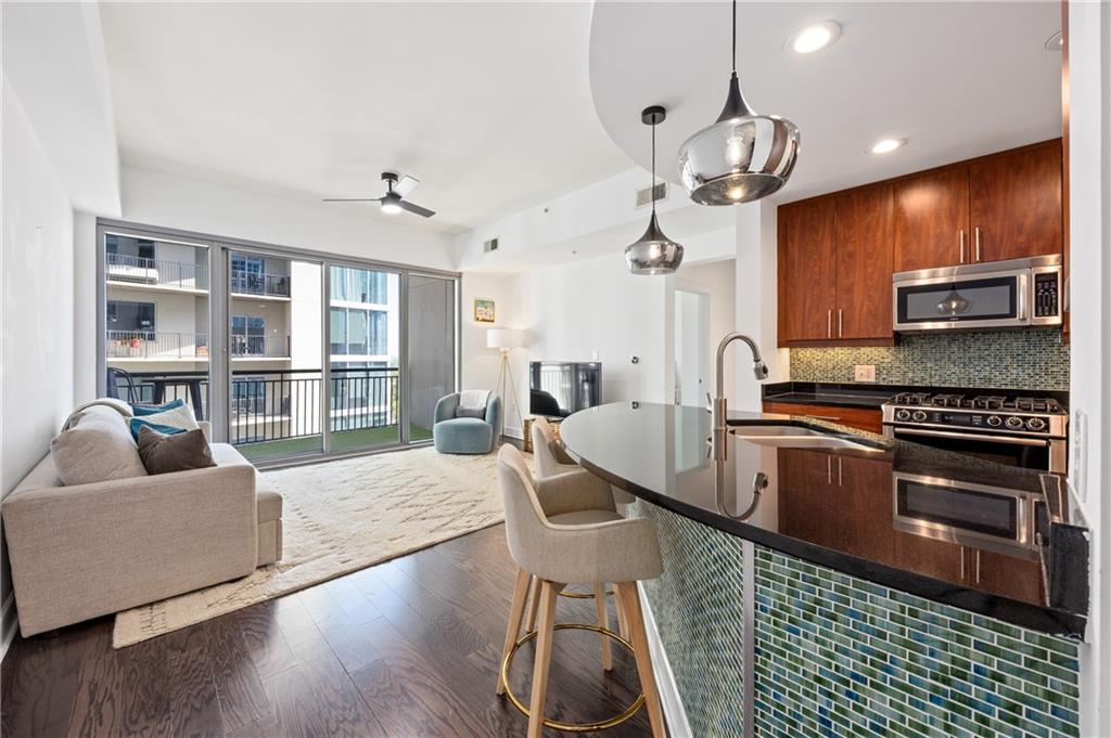 222 12th Street NE 1801