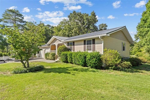 Photo of 17 Pine Street E, Chatsworth, GA 30705 (MLS # 7848694)