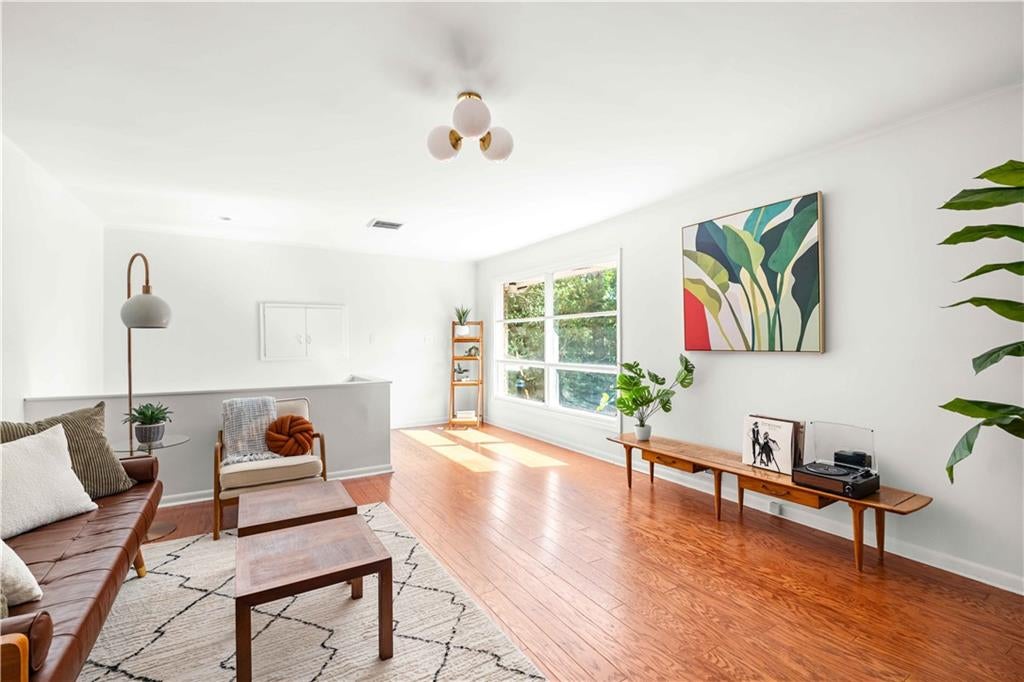 1120 Bromley Road