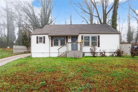 Homes For Sale - 1963 Headland Drive<br/> East Point, GA 30344