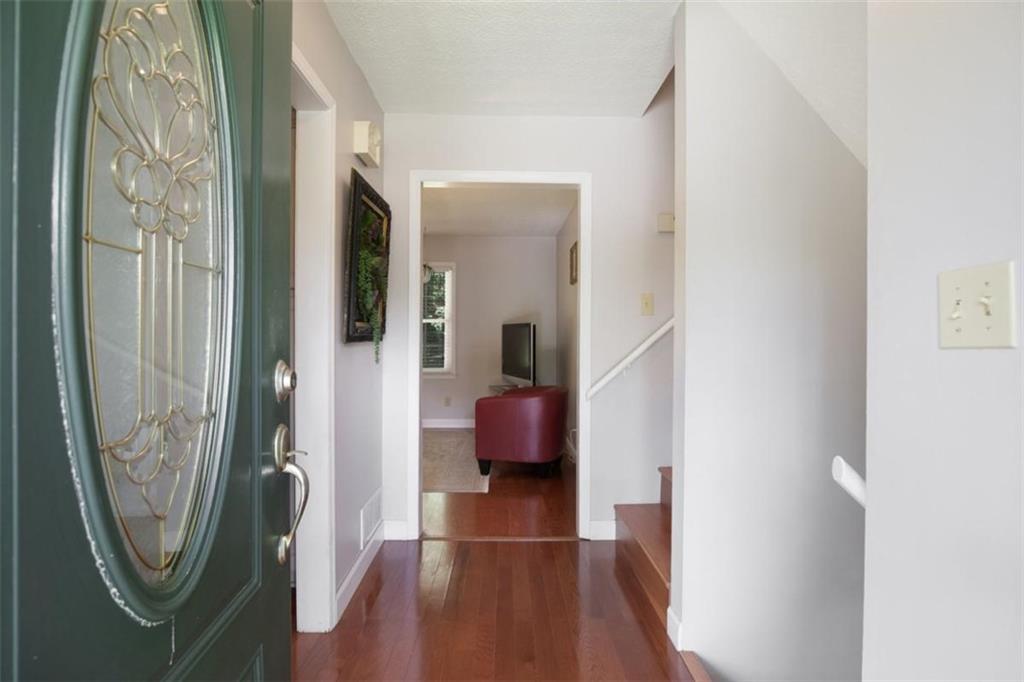 3359 Villa Lane