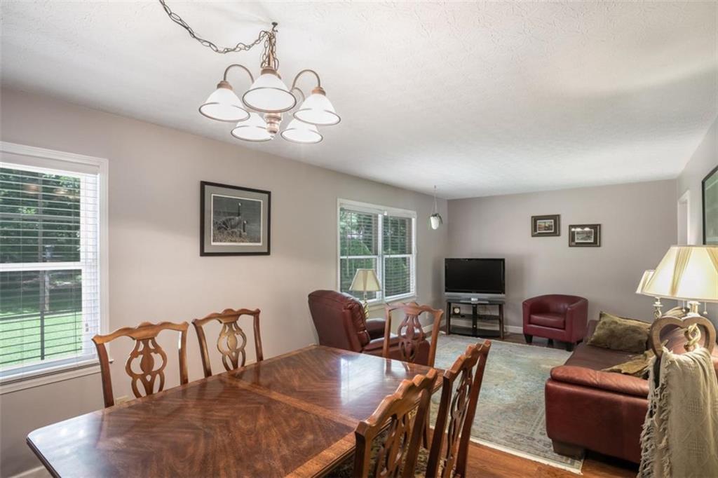 3359 Villa Lane