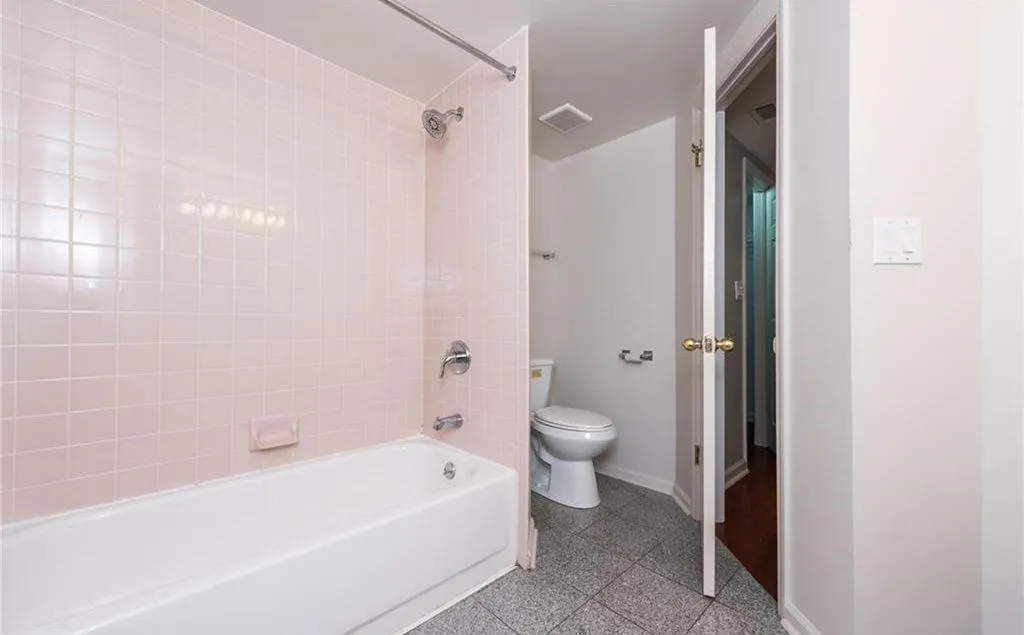 Atlanta, Georgia 30309, United States, 2 Bedrooms Bedrooms, ,2 BathroomsBathrooms,Residential,Active,95103