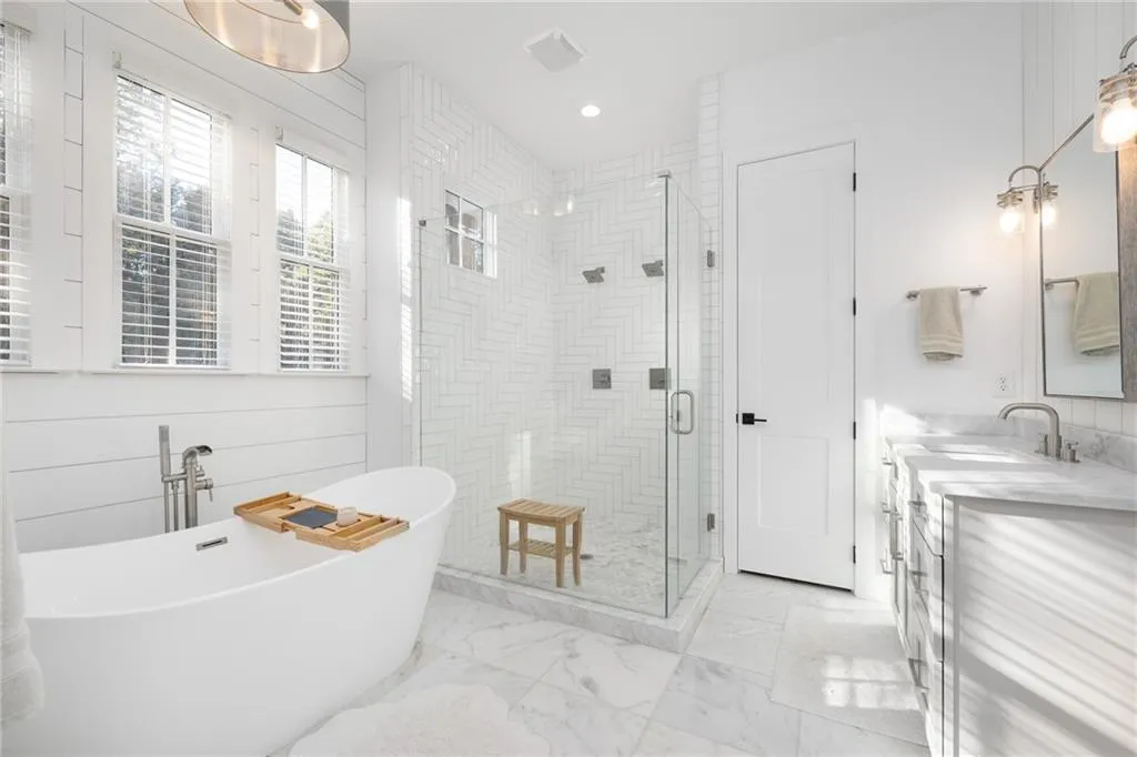 Roswell, Georgia 30075, United States, 4 Bedrooms Bedrooms, ,3 BathroomsBathrooms,Residential,Active,10346