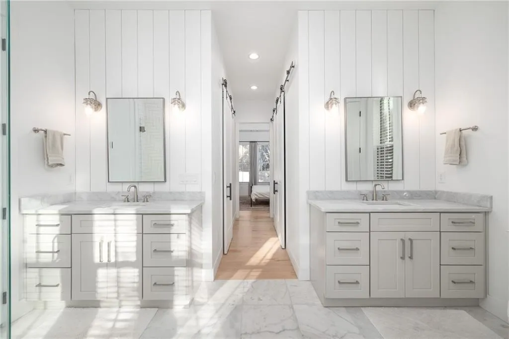 Roswell, Georgia 30075, United States, 4 Bedrooms Bedrooms, ,3 BathroomsBathrooms,Residential,Active,10346