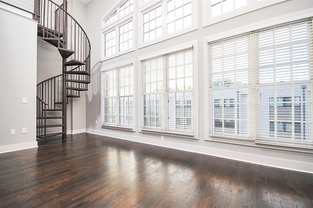 1300 Dekalb Avenue NE 232