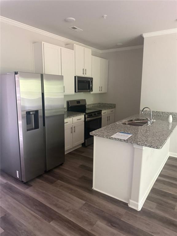 8678 Lakeview Cmns Commons