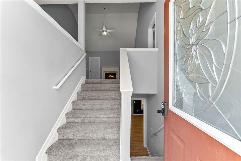 422 Greenwood Park Way