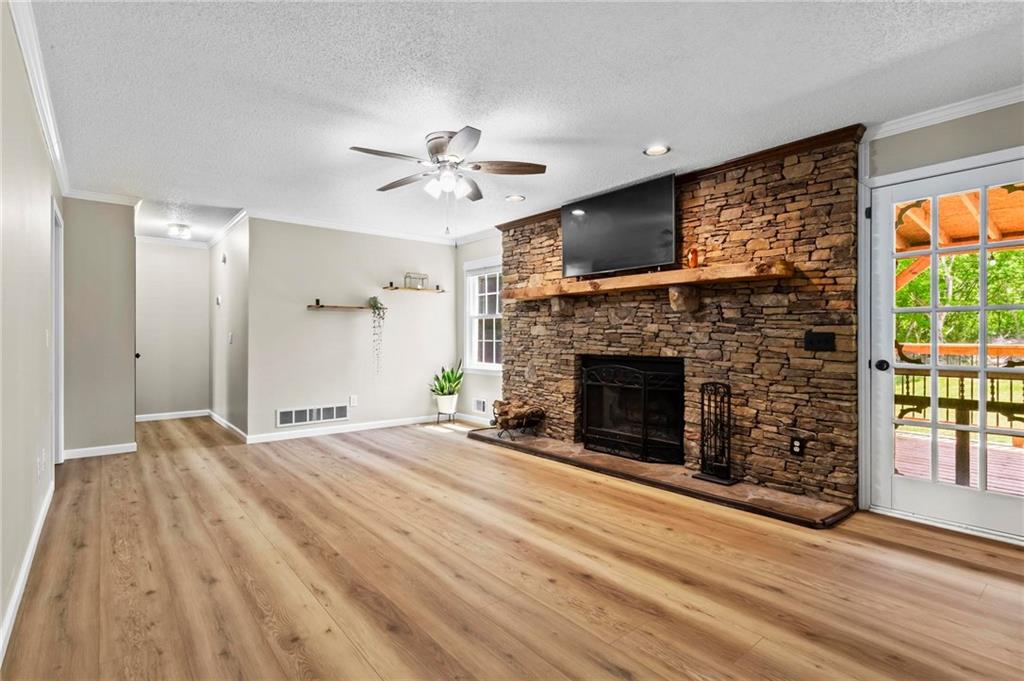430 Raven Drive, Canton, Georgia image 7