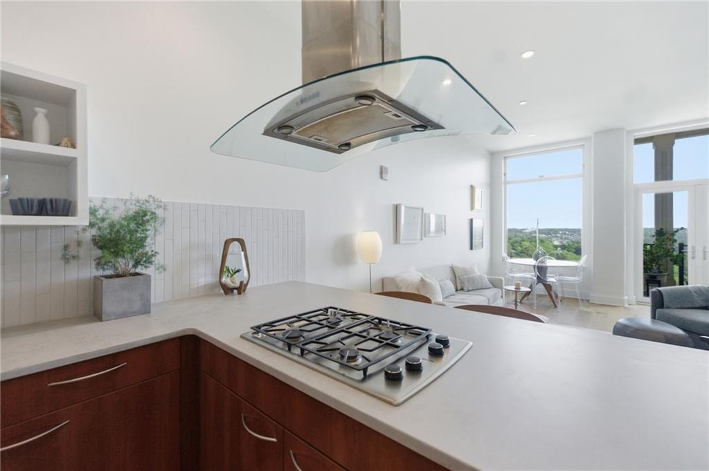 3820 Roswell Road NE 1012