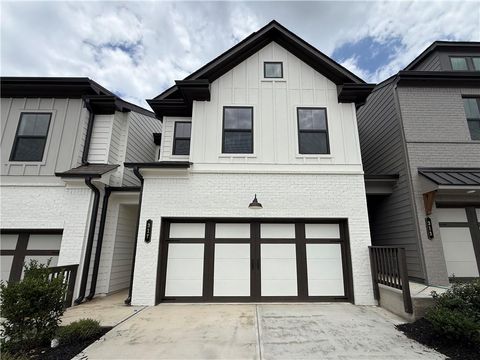 Townhouse For Sale - 317 Brook Landing Circle<br/> Auburn, GA 30011