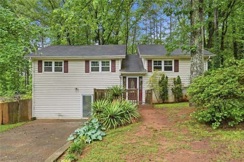 Homes For Sale - 5382 Janet Lane<br/> Austell, GA 30106